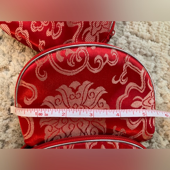 NEW SET OF 5 RED BROCADE CLUTCH PURSE/make up bags from India 🇮🇳 - Picture 4 of 8